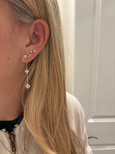 Load image into Gallery viewer, Clover Drop Earrings